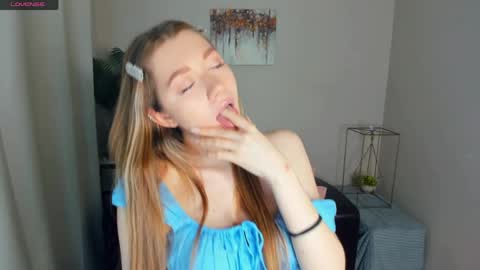 Snapshot of laviniahoutz chatting on 10, 6, 2026 Jane online show from 10, 6, 2026