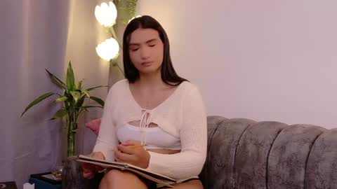 Snapshot of layadoll chatting on 20, 7, 2026 laya online show from 20, 7, 2026