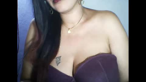 layanah12 online show from 14, 4, 2026