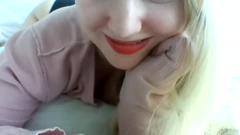 Snapshot of layannalea chatting on 2, 12, 2024 layannalea online show from 2, 12, 2024