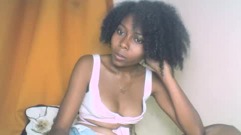 layannek online show from 29, 9, 2025