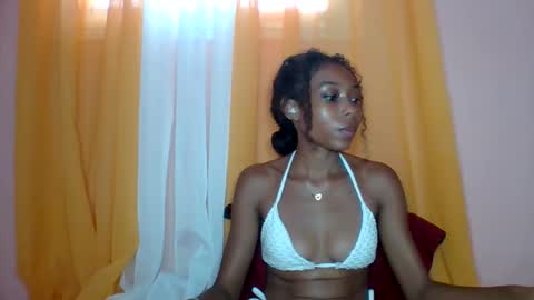 Snapshot of layannek chatting on 14, 5, 2026 layannek online show from 14, 5, 2026