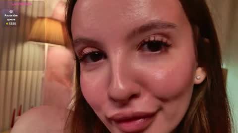 Snapshot of layla_bloom chatting on 6, 6, 2026 Your sweet girl-next-door online show from 6, 6, 2026