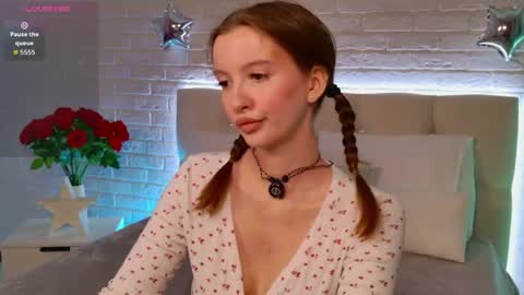 Snapshot of layla_bloom chatting on 7, 6, 2026 Your sweet girl-next-door online show from 7, 6, 2026
