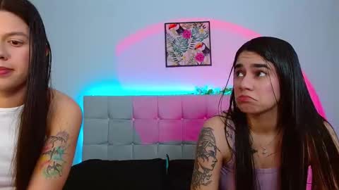 Lia and Rachel online show from 4, 2, 2026