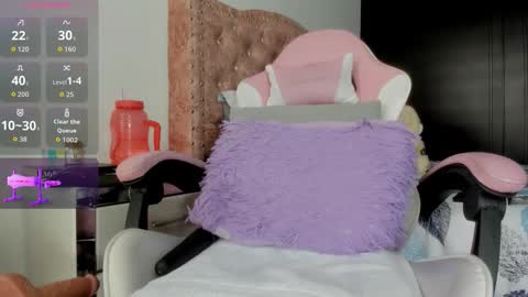 LAYLA online show from 3, 12, 2025