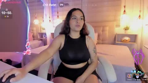Layla online show from 10, 9, 2025