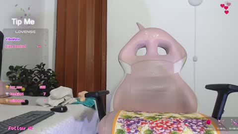 laylafoxy_tay online show from 18, 1, 2025