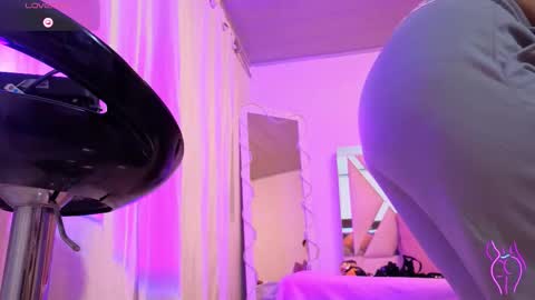 laylafoxy_tay online show from 14, 10, 2025