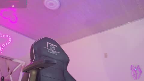 laylafoxy_tay online show from 15, 11, 2025