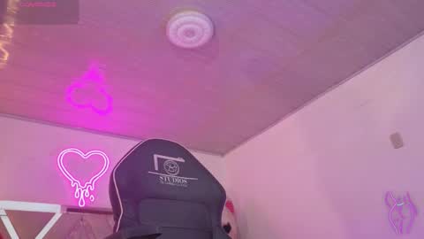 laylafoxy_tay online show from 26, 11, 2025