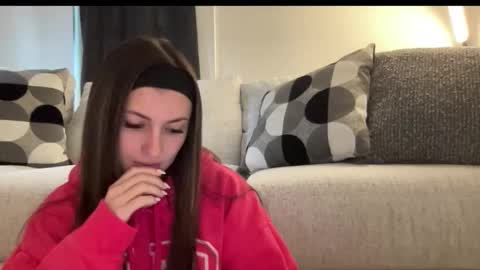 laylahlaylah1 online show from 30, 11, 2025