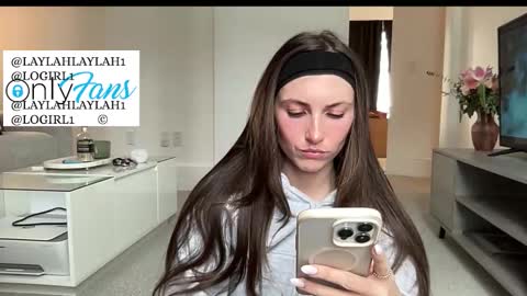 laylahlaylah1 online show from 19, 2, 2026