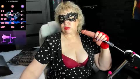 laylalaylamilf online show from 27, 11, 2025