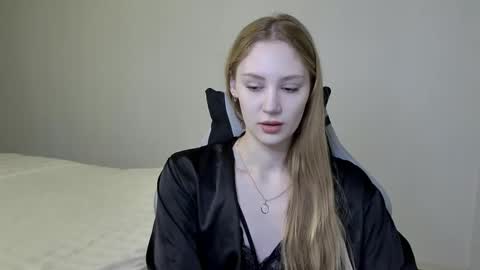 LaylaPretty001 online show from 25, 2, 2025