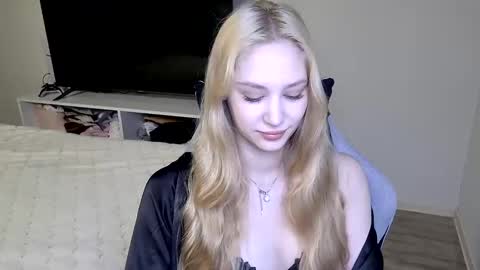 Snapshot of laylapretty001 chatting on 25, 5, 2026 LaylaPretty001 online show from 25, 5, 2026