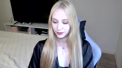 Snapshot of laylapretty001 chatting on 1, 6, 2026 LaylaPretty001 online show from 1, 6, 2026