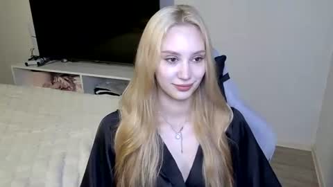 LaylaPretty001 online show from 4, 7, 2026