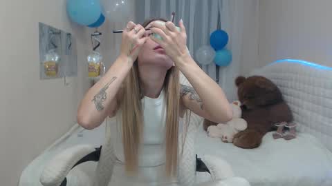 Snapshot of laymablast chatting on 25, 9, 2025 laymablast online show from 25, 9, 2025