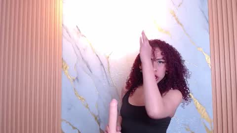 layra collins online show from 30, 10, 2025