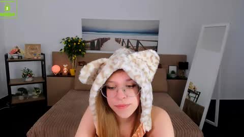 layriantavee online show from 3, 3, 2025