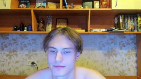 Snapshot of lazaret1k chatting on 17, 12, 2024 Vladi online show from 17, 12, 2024