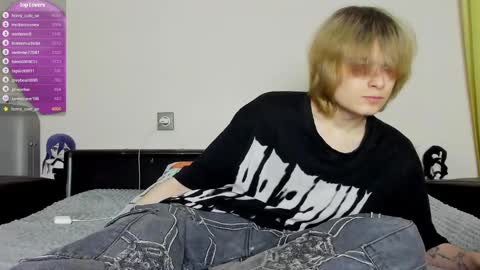 Alex online show from 4, 3, 2025