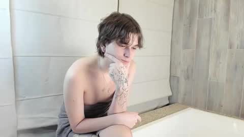 Snapshot of lazydarkknight chatting on 10, 3, 2026 Alex online show from 10, 3, 2026