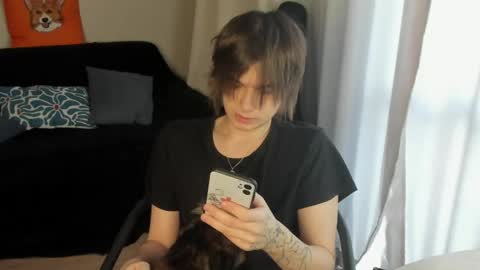 Snapshot of lazydarkknight chatting on 16, 4, 2026 Alex online show from 16, 4, 2026