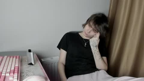 Snapshot of lazydarkknight chatting on 16, 4, 2026 Alex online show from 16, 4, 2026