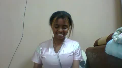 lea96546 online show from 4, 11, 2025