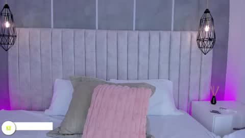    online show from 25, 11, 2025