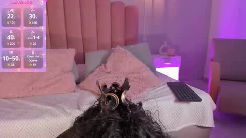 Leah online show from 5, 12, 2025