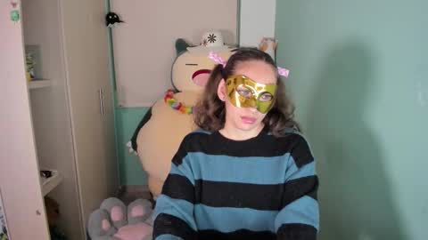 Snapshot of leah_sm chatting on 27, 2, 2026 Laura online show from 27, 2, 2026