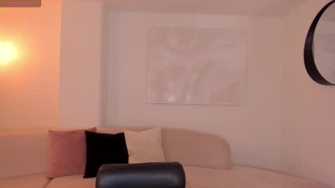 leahnovac online show from 28, 10, 2025