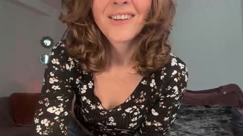 Leah Sparkles online show from 9, 4, 2026