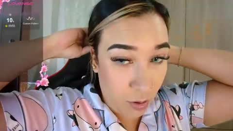 Snapshot of leahtemptation chatting on 20, 6, 2026 leah online show from 20, 6, 2026