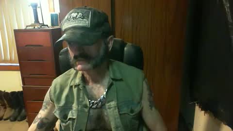Snapshot of leathergreaser chatting on 3, 2, 2026 leathergreaser online show from 3, 2, 2026
