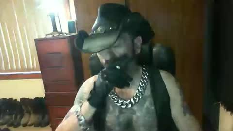 Snapshot of leathergreaser chatting on 16, 2, 2026 leathergreaser online show from 16, 2, 2026