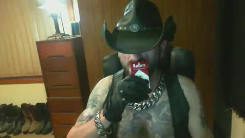 Snapshot of leathergreaser chatting on 28, 2, 2026 leathergreaser online show from 28, 2, 2026