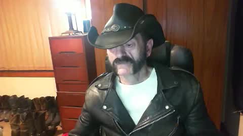 leathergreaser online show from 22, 5, 2026