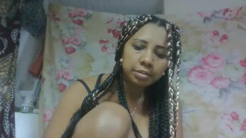 leatiana online show from 9, 4, 2026