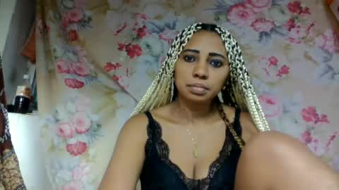 Snapshot of leatianaa chatting on 19, 6, 2026 leatianaa online show from 19, 6, 2026