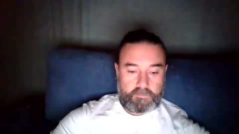 Snapshot of lecheare28 chatting on 18, 11, 2025 lecheare28 online show from 18, 11, 2025