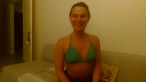 Snapshot of leelaluna chatting on 14, 6, 2026 leela luna online show from 14, 6, 2026