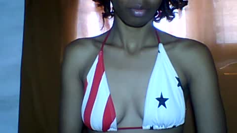 Snapshot of leeromi chatting on 15, 7, 2026 leeromi online show from 15, 7, 2026
