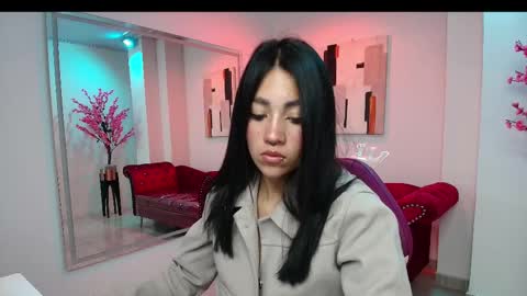 Leia.  online show from 10, 2, 2025