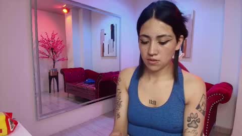 Leia.  online show from 6, 3, 2025