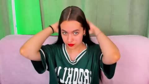 Snapshot of leiawow chatting on 23, 6, 2026 leiawow online show from 23, 6, 2026