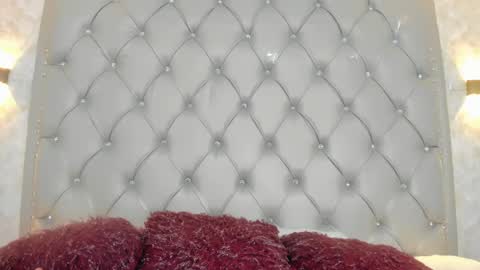 LEIGH ANGELS online show from 2, 3, 2025